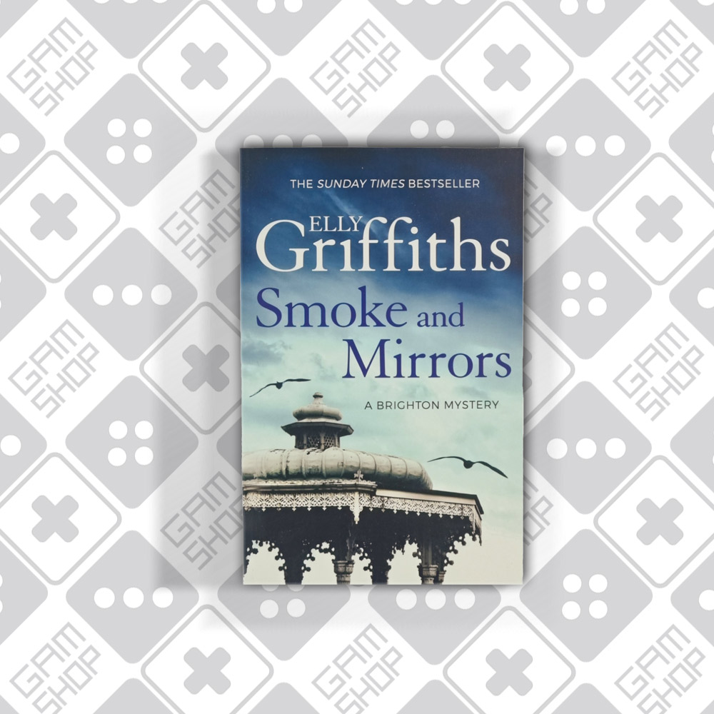 gamshop_elly_griffiths_smoke_and_mirrors_front
